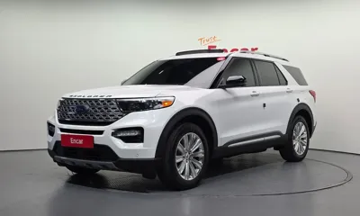 Ford Explorer · 2021 год