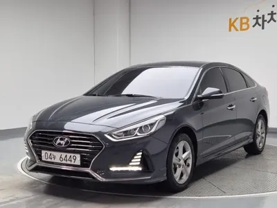 Hyundai Sonata 2018, 125000 км, за 11300000 KRW - фото 1