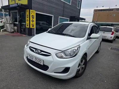 Hyundai Accent 2012, 131479 км, за 1700000 KRW