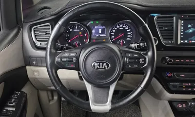 Kia Canival 2016, 102937 км, за 12500000 KRW - фото 13