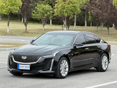 Cadillac CT5 · 2022 год