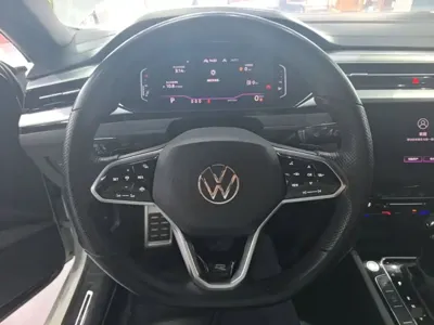Volkswagen CC 2022, 69600 км, за 120300 CNY - фото 11