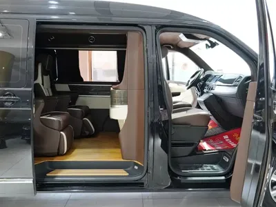 Volkswagen Caravelle 2019, 35000 км, за 199000 CNY - фото 8