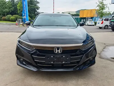 Honda Accord 2022, 56000 км, за 113800 CNY