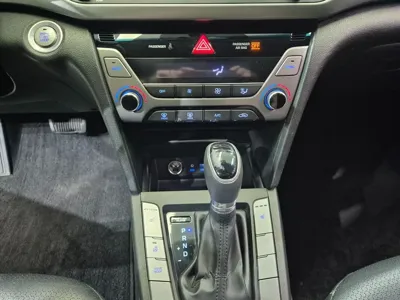 Hyundai Avante 2016, 128182 км, за 9700000 KRW - фото 10