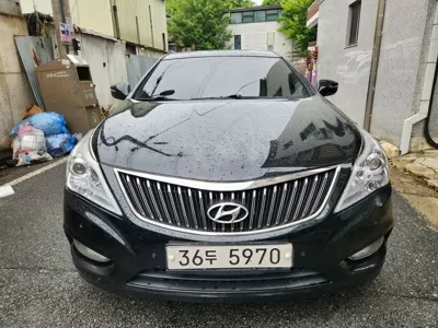 Hyundai Grandeur 2014, 216000 км, за 2990000 KRW