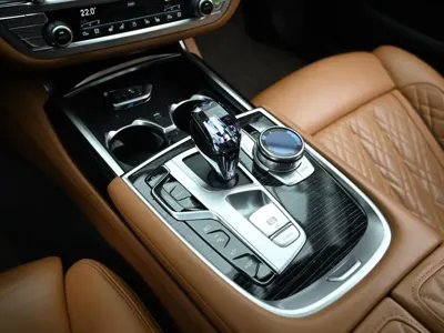 BMW 7-Series 2022, 42503 км, за 64000000 KRW - фото 9