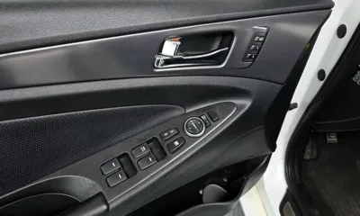 Hyundai Sonata 2012, 176388 км, за 3900000 KRW - фото 19