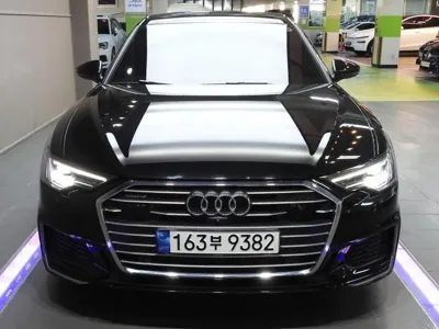 Audi A6 · 2022 год