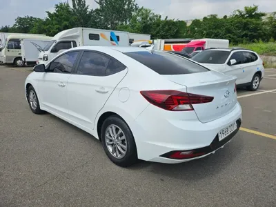 Hyundai Avante 2019, 134291 км, за 7500000 KRW