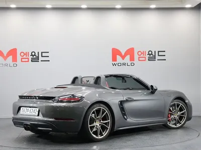 Porsche 718 2017, 112557 км, за 49000000 KRW