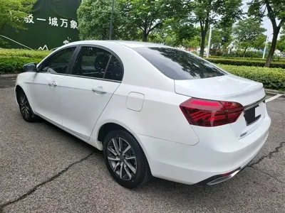 Geely Emgrand 2019, 35000 км, за 25000 CNY - фото 7