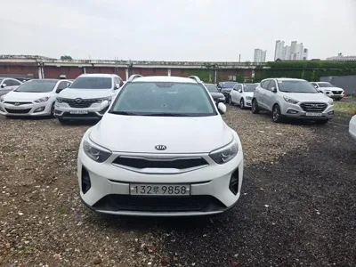 Kia Stonic 2018, 242598 км, за 5700000 KRW - фото 1