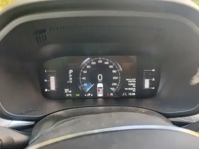 Volvo XC60 2019, 62800 км, за 95500 CNY - фото 8
