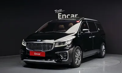 Kia Canival · 2019 год