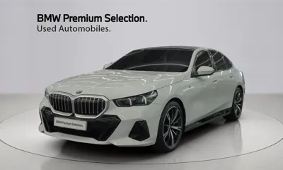 BMW 5-Series · 2024 год