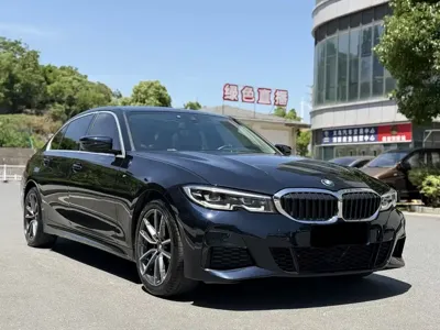 BMW 3 Series 2020, 71000 км, за 128000 CNY