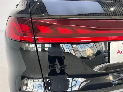 Audi Q6 2025, 5300 км, за 368000 CNY - фото 9