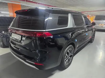 Kia Canival 2022, 77895 км, за 22400000 KRW
