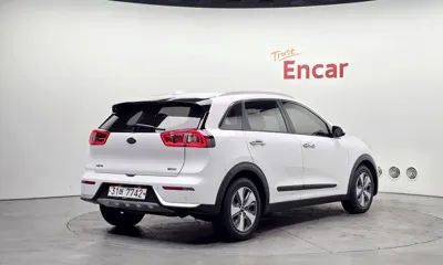 Kia Niro 2018, 64336 км, за 15900000 KRW - фото 2