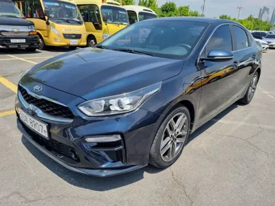 Kia K3 · 2019 год