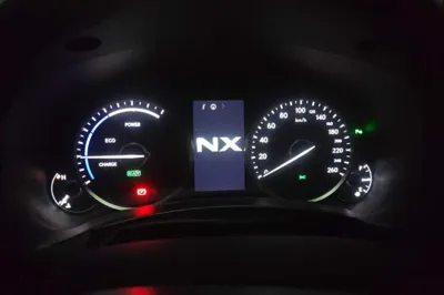 Lexus NX 2019, 111700 км, за 148481.25 CNY - фото 11
