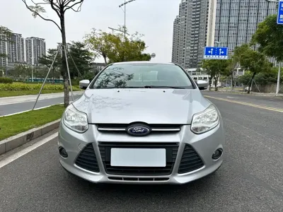 Ford Focus · 2012 год