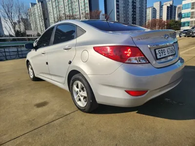 Hyundai Accent 2015, 184399 км, за 3000000 KRW - фото 5