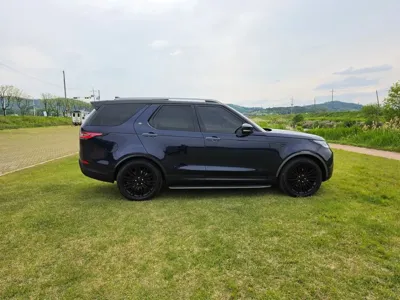 Land Rover Discovery 2017, 146106 км, за 19000000 KRW