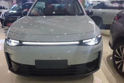 Leapmotor C10 2026, 5300 км, за 136773.44 CNY