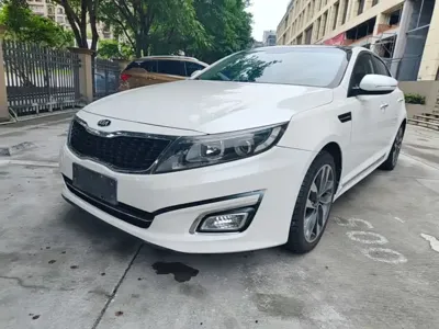 Kia K5 · 2014 год