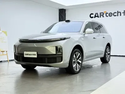Li Auto Li L8 · 2023 год