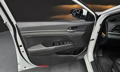 Hyundai Avante 2017, 71958 км, за 10800000 KRW - фото 24