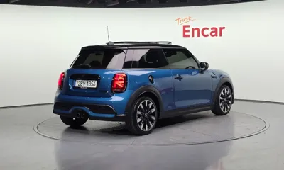 MINI Cooper 2022, 51931 км, за 22400000 KRW