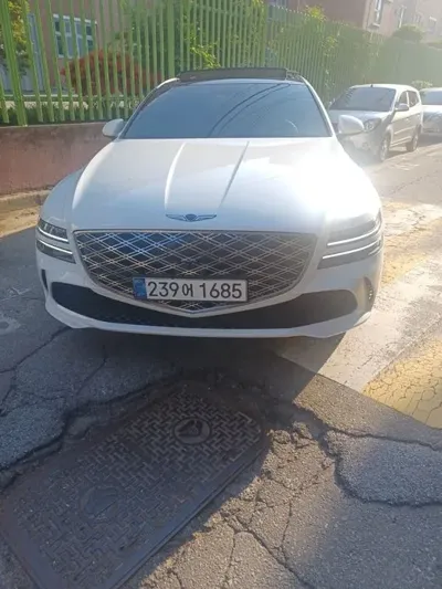 Genesis G80 · 2025 год