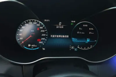 Mercedes-Benz C-Class 2021, 40100 км, за 123831.81 CNY - фото 12