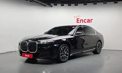 BMW 7-Series · 2025 год
