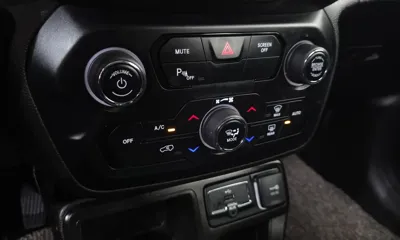 Jeep Renegade 2021, 53814 км, за 18800000 KRW - фото 18