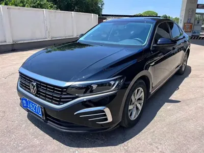 Volkswagen Passat · 2023 год