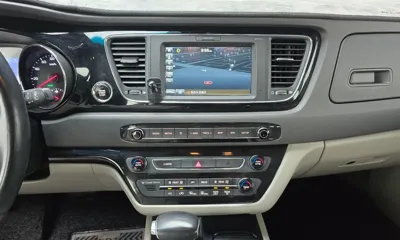 Kia Canival 2018, 145205 км, за 9700000 KRW - фото 19