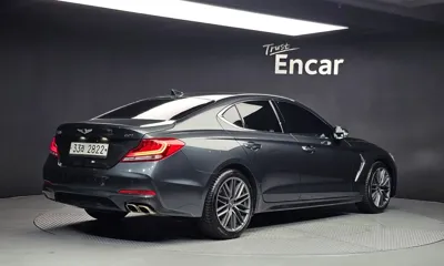 Genesis G70 2018, 72488 км, за 18900000 KRW