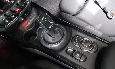 MINI Clubman 2024, 27208 км, за 31000000 KRW - фото 9