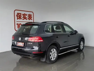 Volkswagen Touareg 2014, 135500 км, за 56800 CNY
