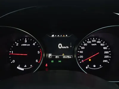 Kia Canival 2015, 151178 км, за 10800000 KRW - фото 8