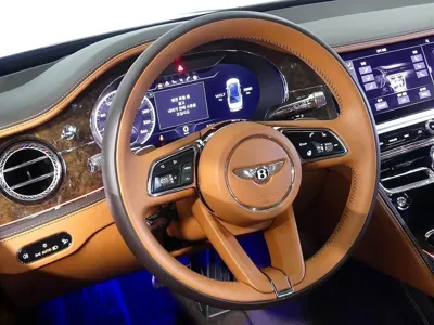 Bentley Flying Spur 2023, 33900 км, за 232000000 KRW - фото 13