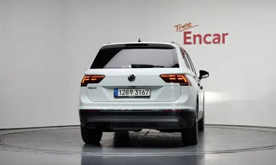 Volkswagen Tiguan 2020, 94083 км, за 13071.91 USD - фото 4