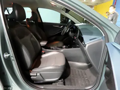 Kia Niro 2022, 70311 км, за 25700000 KRW - фото 8