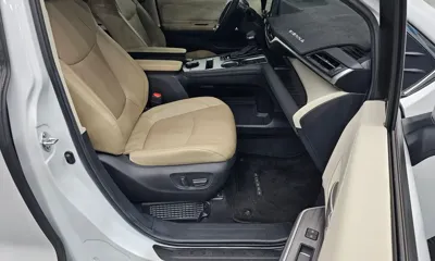 Toyota Sienna 2024, 34070 км, за 53500000 KRW - фото 26