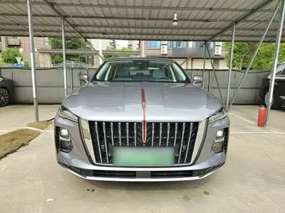 Hongqi Hongqi H5 PHEV 2025, 7200 км, за 111900 CNY