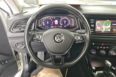 Volkswagen T-Roc 2020, 37800 км, за 76964.31 CNY - фото 6